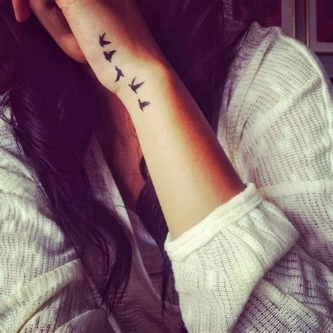 27 Gorgeous Bird Tattoos For Free People Styleoholic