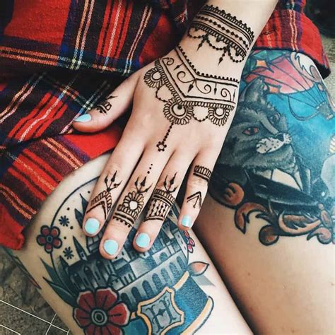 29 Amazing Hand Tattoos For Women Ideas Hand Tattoos Tattoos For