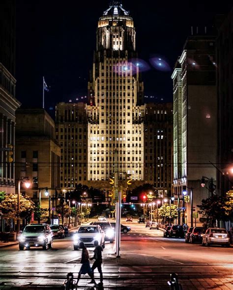 9 Buffalo Buildings That Shine At Night Visit Buffalo Niagara