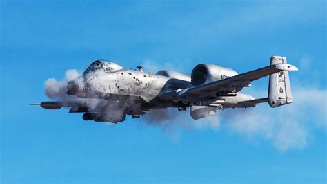 A 10 Warthog Thunderbolt Ii In Action Firing Guns And Rockets Youtube