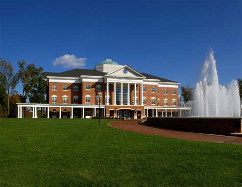 About Elon Elon University