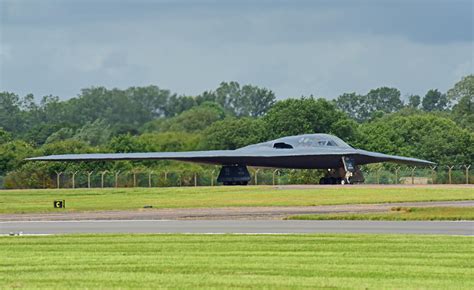 Air Force B 2 Spirit Stealth Bombers Arrive In Uk Air Force Global