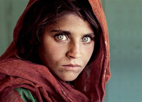 Amp Quot Afghan Girl Amp Quot The Most Famous Picture In National Geo Graphic Amp 39 S 114 Year History Reckon Talk