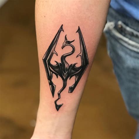 Awesome Skyrim Tattoo Designs Skyrim Tattoo Scroll Tattoos Elder