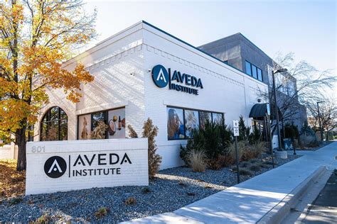 Beauty School Cosmetology School In Denver Co Aveda Institutes