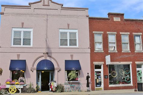 Blue Eyed Kentucky Historic Downtown La Grange Part 1