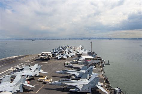 Carl Vinson Carrier Strike Group Arrives In The Philippines Amp Gt Commander U S Navy Region Korea