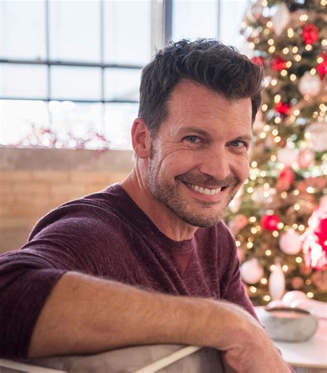 Cast Interviews Working With Happy The Dog Switched For Christmas Hallmark Channel