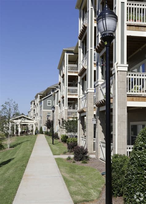 Century Highland Creek Apartments Charlotte Nc Apartments Com