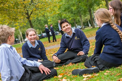 Cirencester Deer Park School Calendar