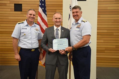 Coast Guard Civilian Employee Of The Year Award 2018 Flickr