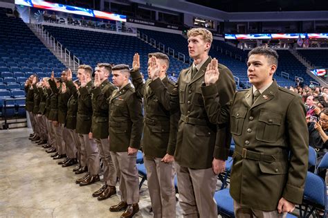 Colleges With Army Rotc