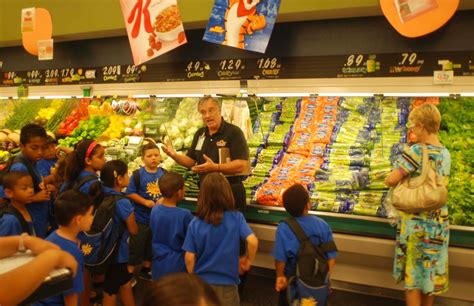 Commissary Opens Doors To Kids For Produce Fun March Air Reserve Base