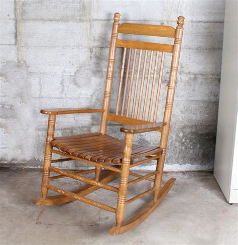 Cracker Barrel Rocker