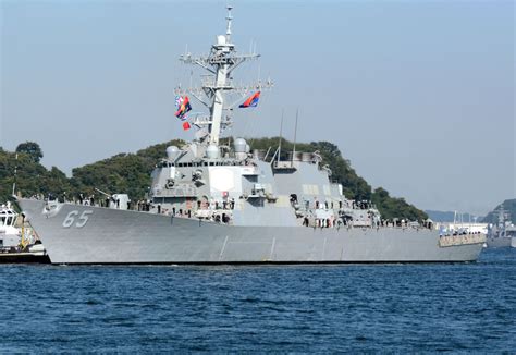 Ddg 65 Uss Benfold