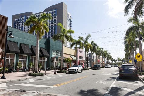 Downtown Doral Doral Amp 39 S Mainstreet And City Center A Place Under The Palms