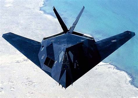 F 117 Stealth Fighter Nighthawk Usaf Britannica