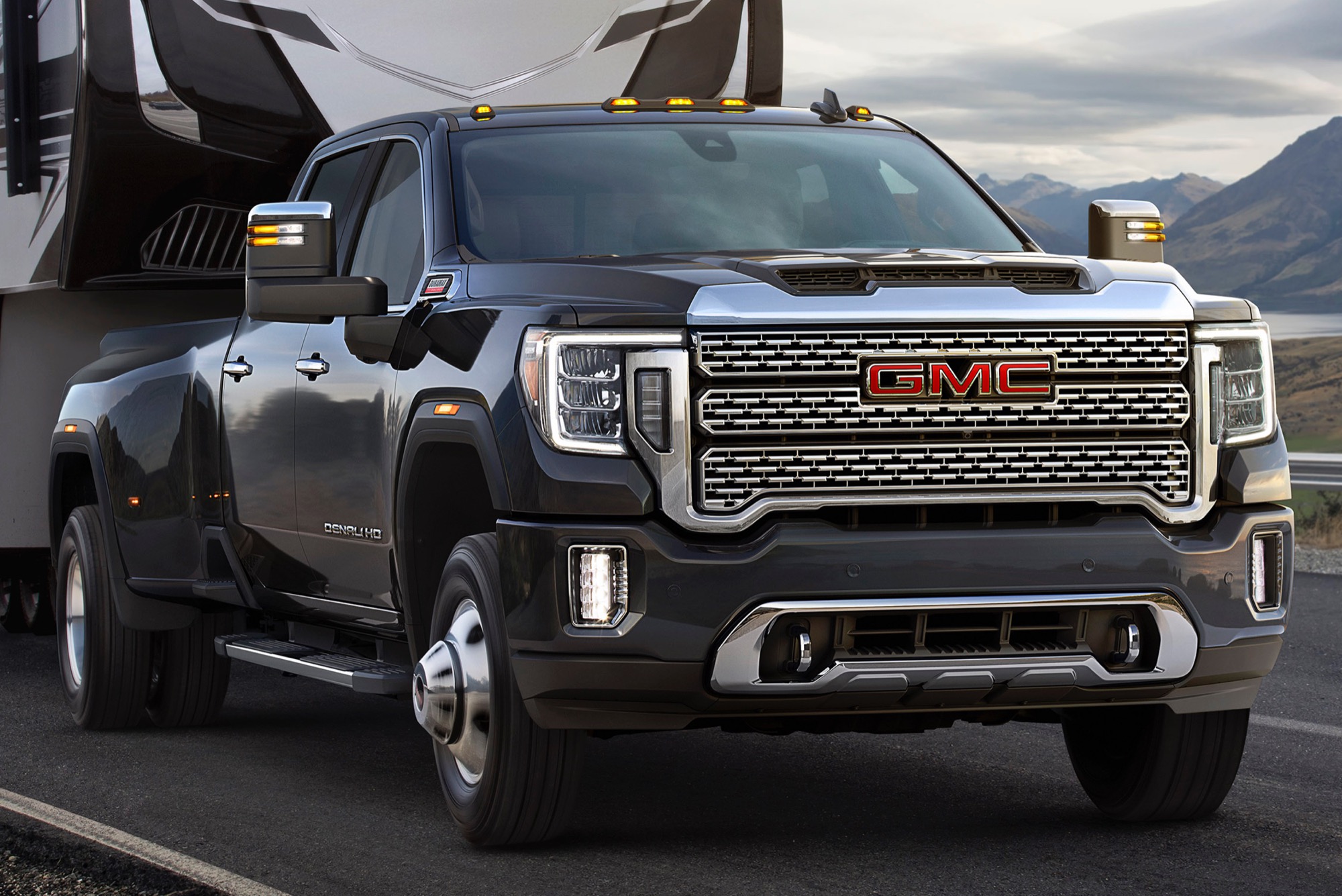 Gm Design Team Imagines Future Gmc Sierra Hd Denali Gm Authority