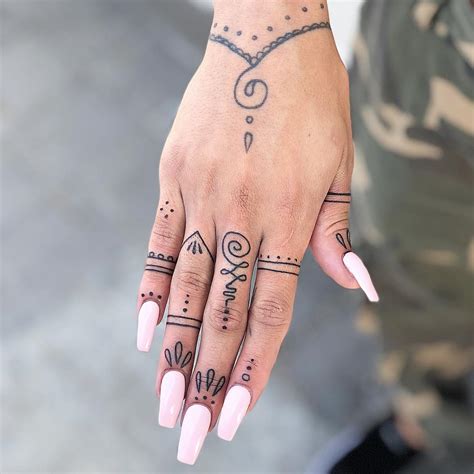 Hand Tattoos For Females