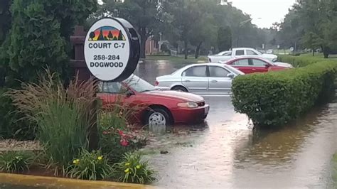 Heavy Rain In Park Forest Illinois Youtube