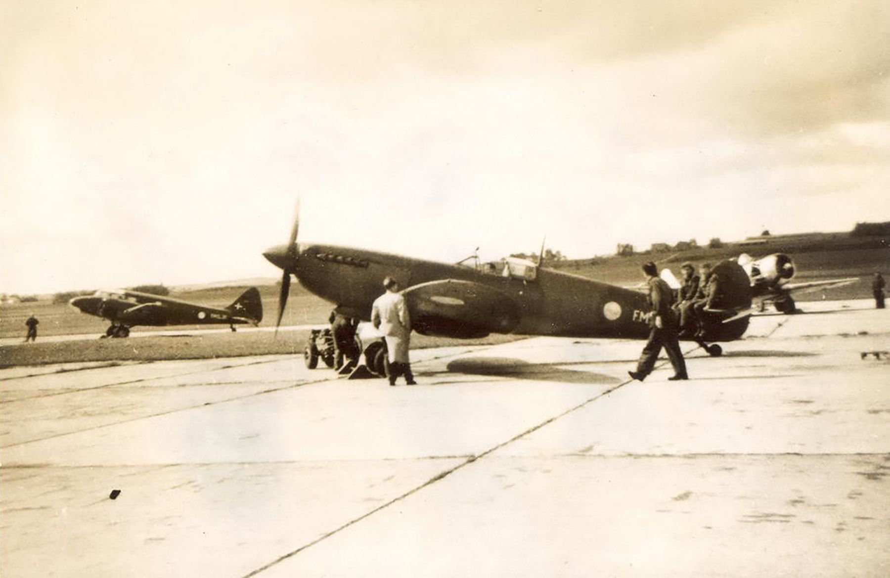 Here S A Great Photo Of The Supermarine Spitfire Hfixe The