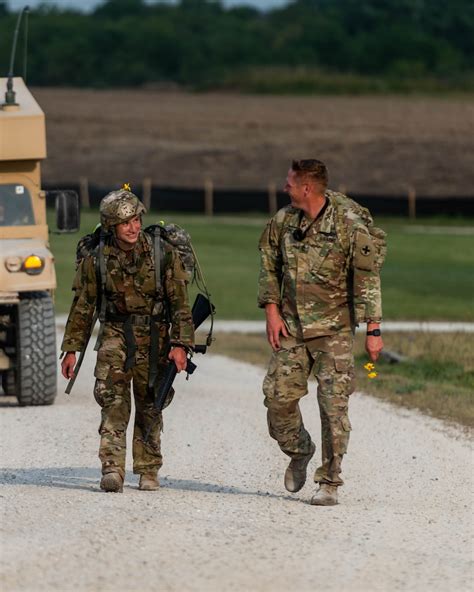 Illinois Army National Guard Hosts Region Iv Best Warrior Competition