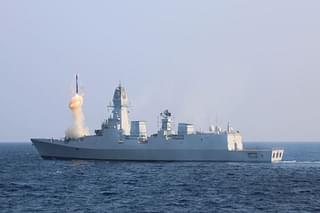 Indian Destroyer Test Fires Brahmos Supersonic Cruise Missile