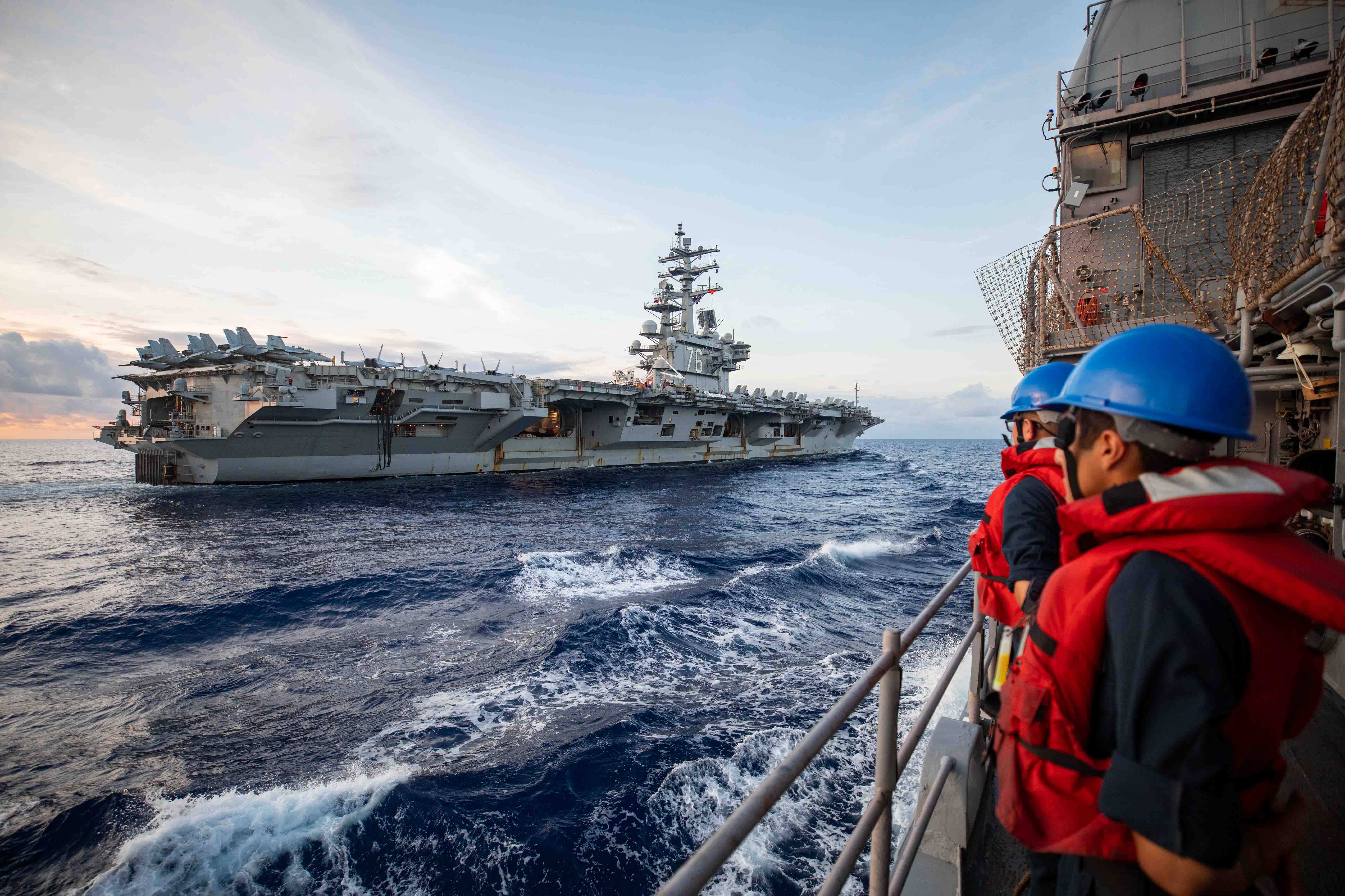 L Uss Ronald Reagan Effectue Sa Premi Re Visite Au Port De Singapour