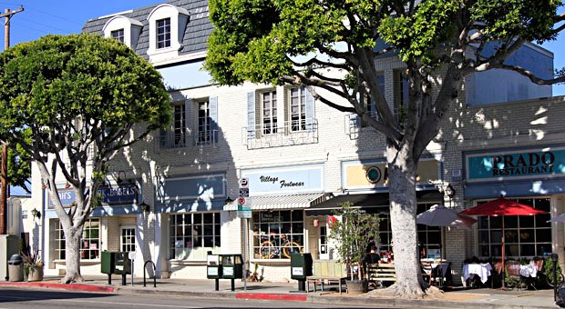 Larchmont Village Los Angeles