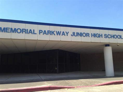 Memorial Parkway Junior High