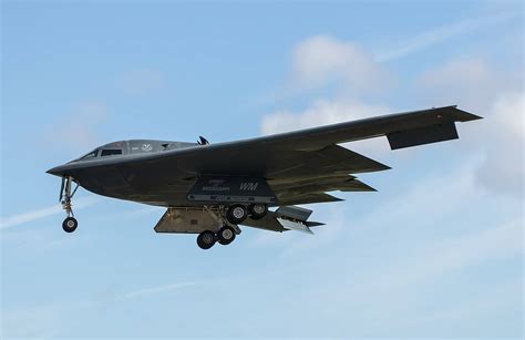 Northrop Grumman B 2 Spirit Photos History Specification