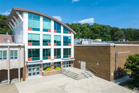 Pascack Hills High School