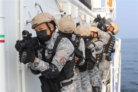 Philippine Coast Guard Special Operations Force Pcg Sof Conducting