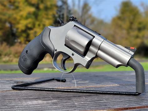 Review Smith And Wesson Model 69 Combat Magnum The Shooter S Log