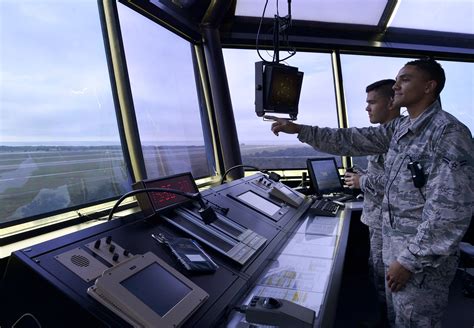 Steps To Become A Usaf Air Traffic Controller Headline Stream