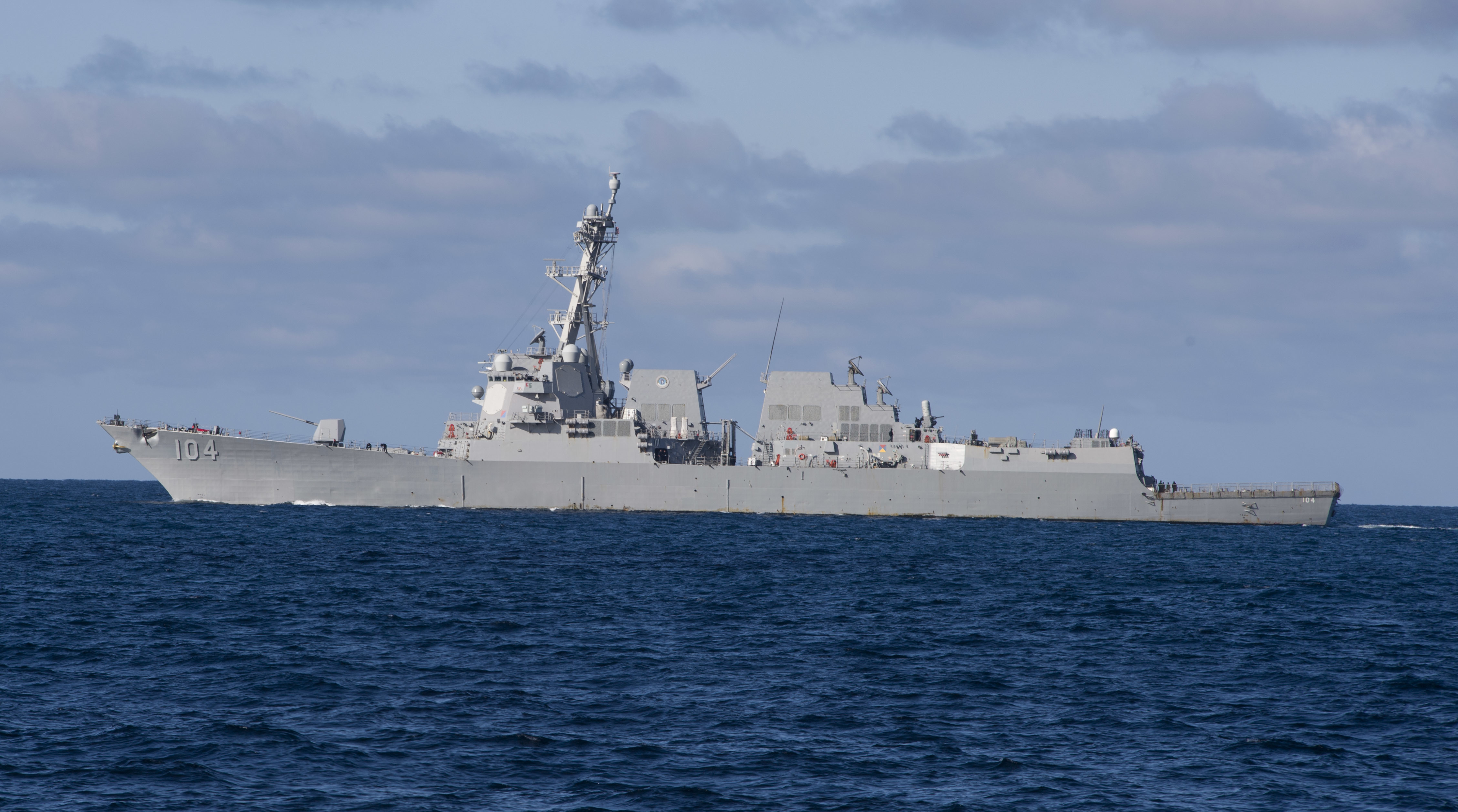 Sterett Crosses Into 7Th Fleet Commander U S 7Th Fleet Display