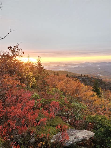 Sunrise At Rough Ridge Boone North Carolina Usa R Hiking