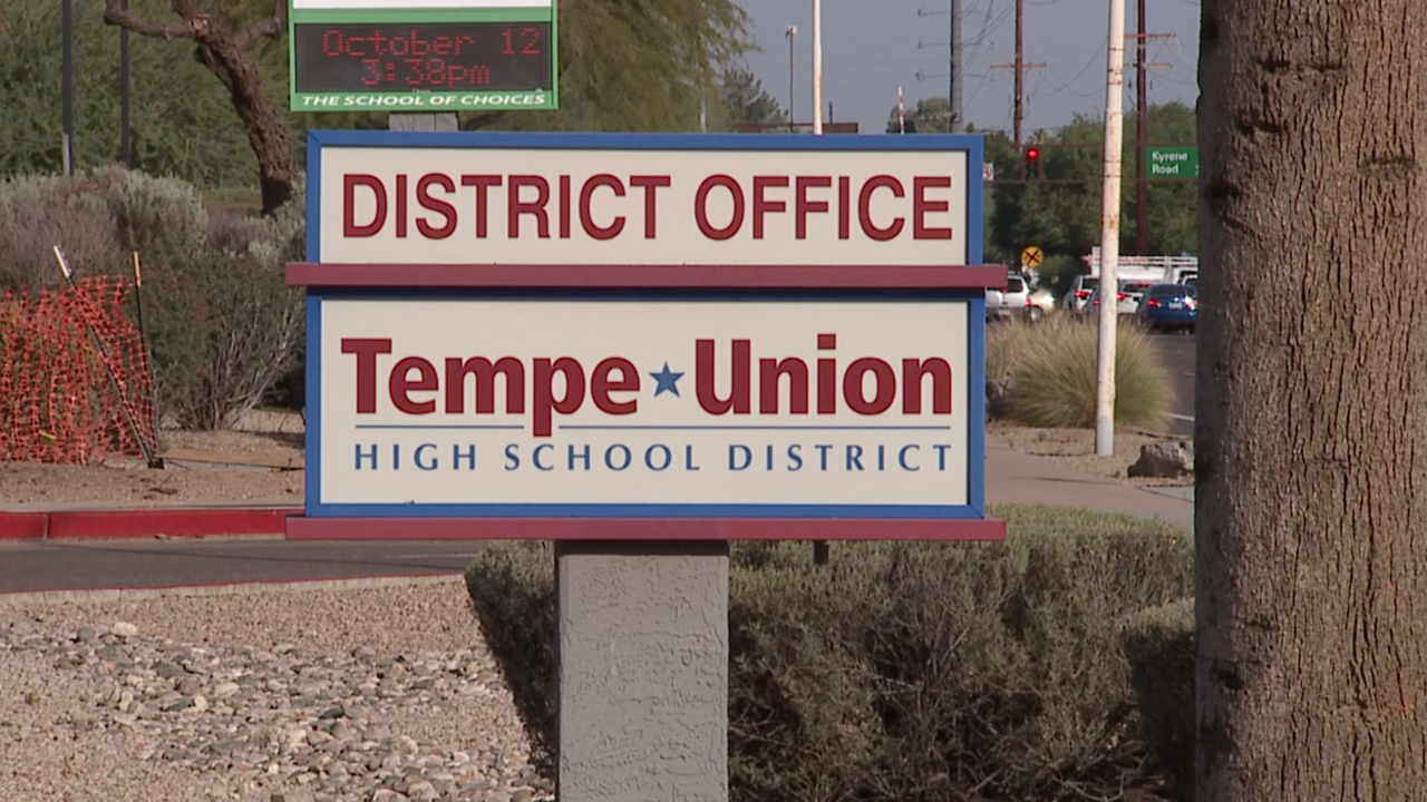 Tempe School Board Looks At Phasing Out School Resource Officers