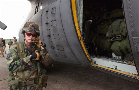 Us Air Force Usaf Staff Sergeant Ssgt Tygi Jones A Mechanic From