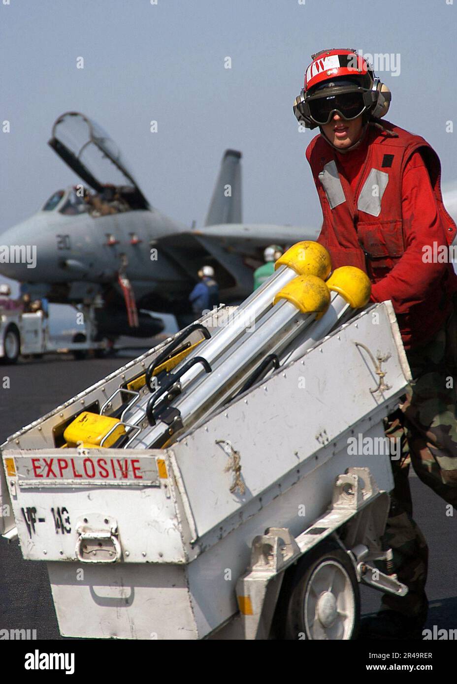 Us Navy Aviation Ordnanceman Stock Photo Alamy