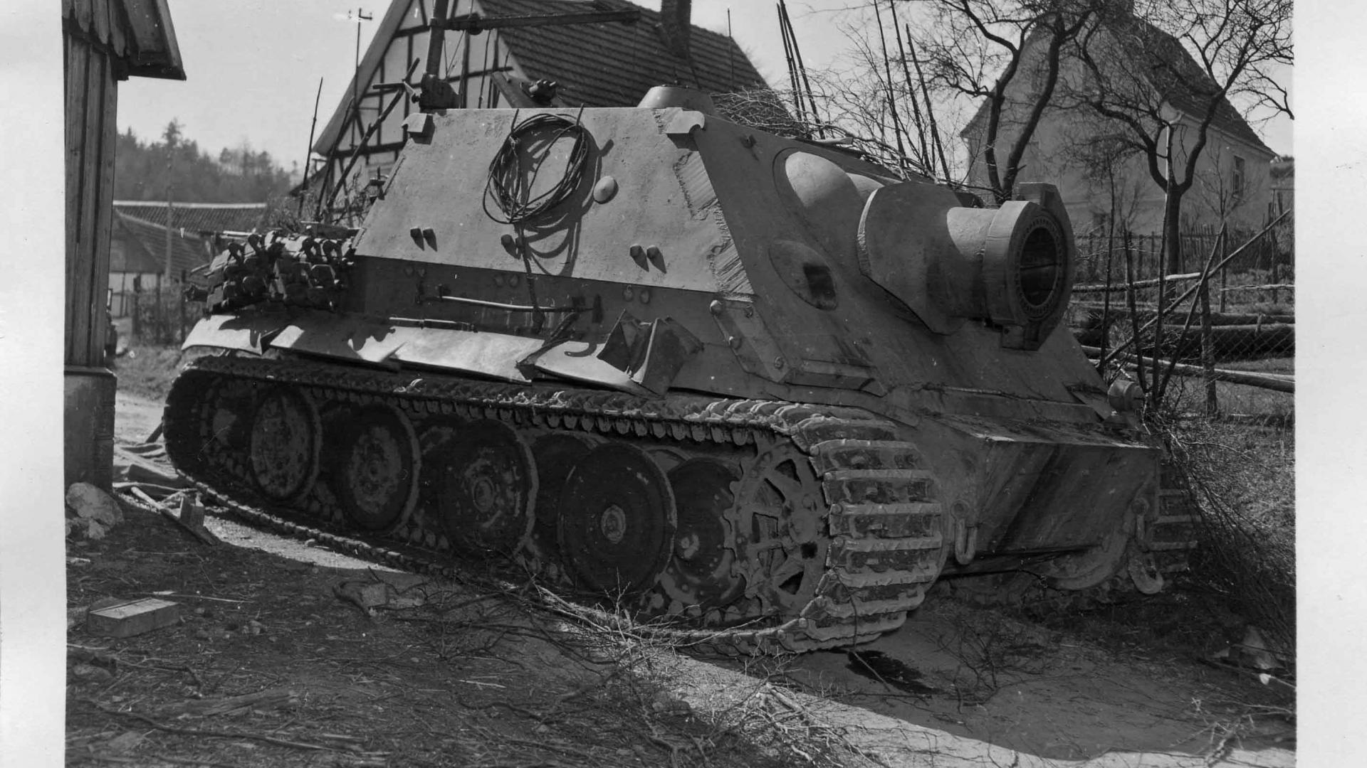 World War Ii In Pictures Tiger Tanks