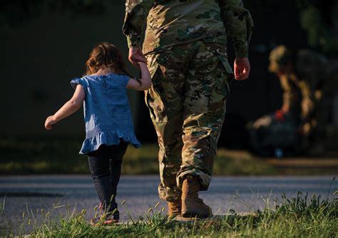 Your Soldier Your Army A Family Guide Ausa